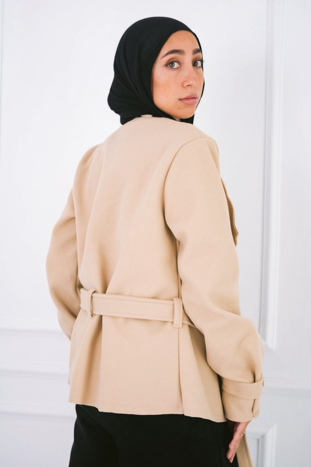 Gogh short jacket in Beige