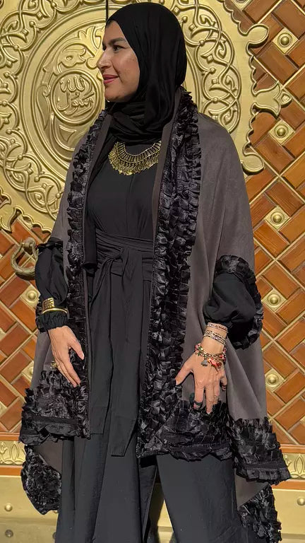 Wavy grey suede poncho kaftan
