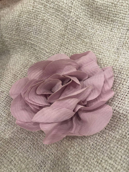 dusty pink flower pin