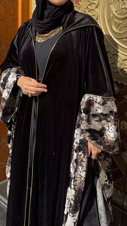 Black velvet ❌ gold flower kaftan