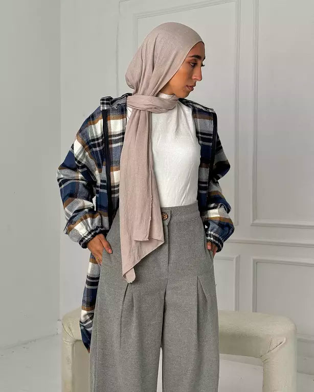 wool wide leg pants in Grey