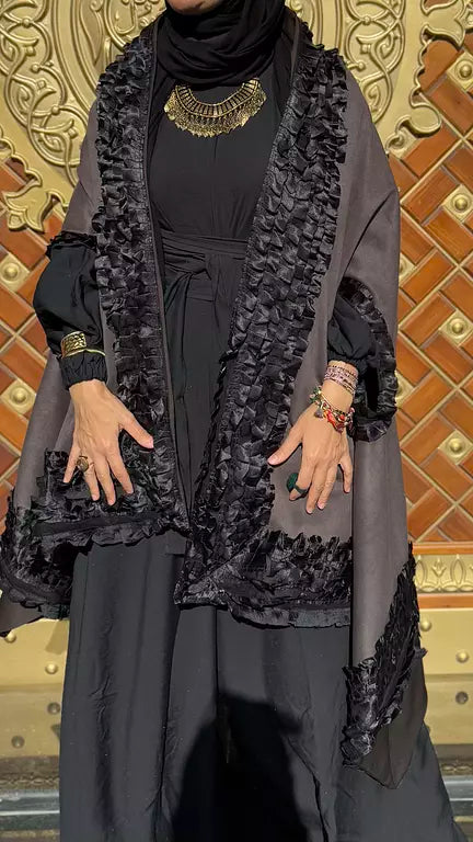 Wavy grey suede poncho kaftan