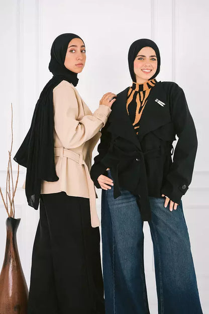 Short jacket with belt and pin in black