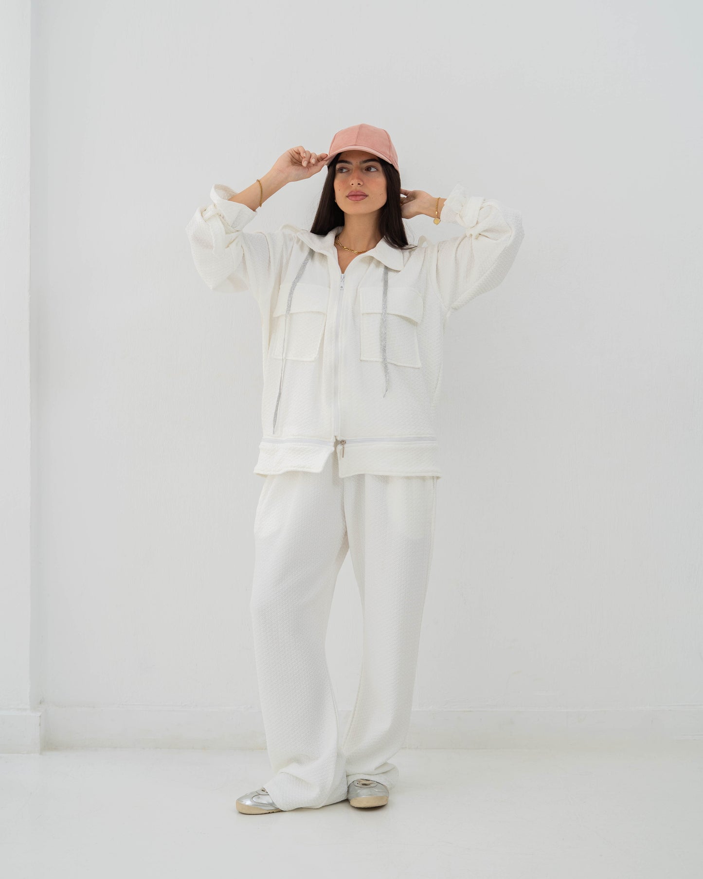 Everyday Jakar Set In White