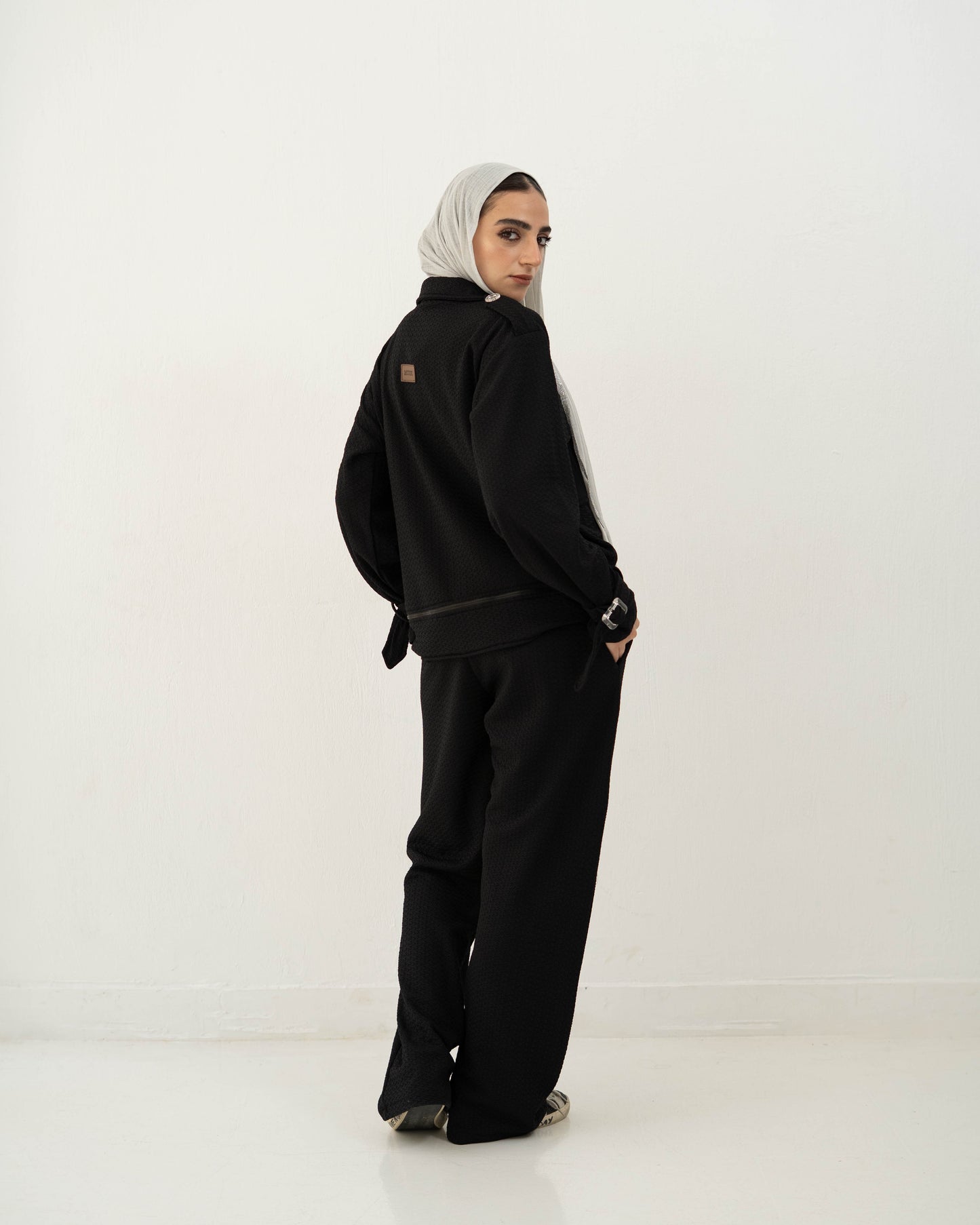 Everyday Jakar Set In Black