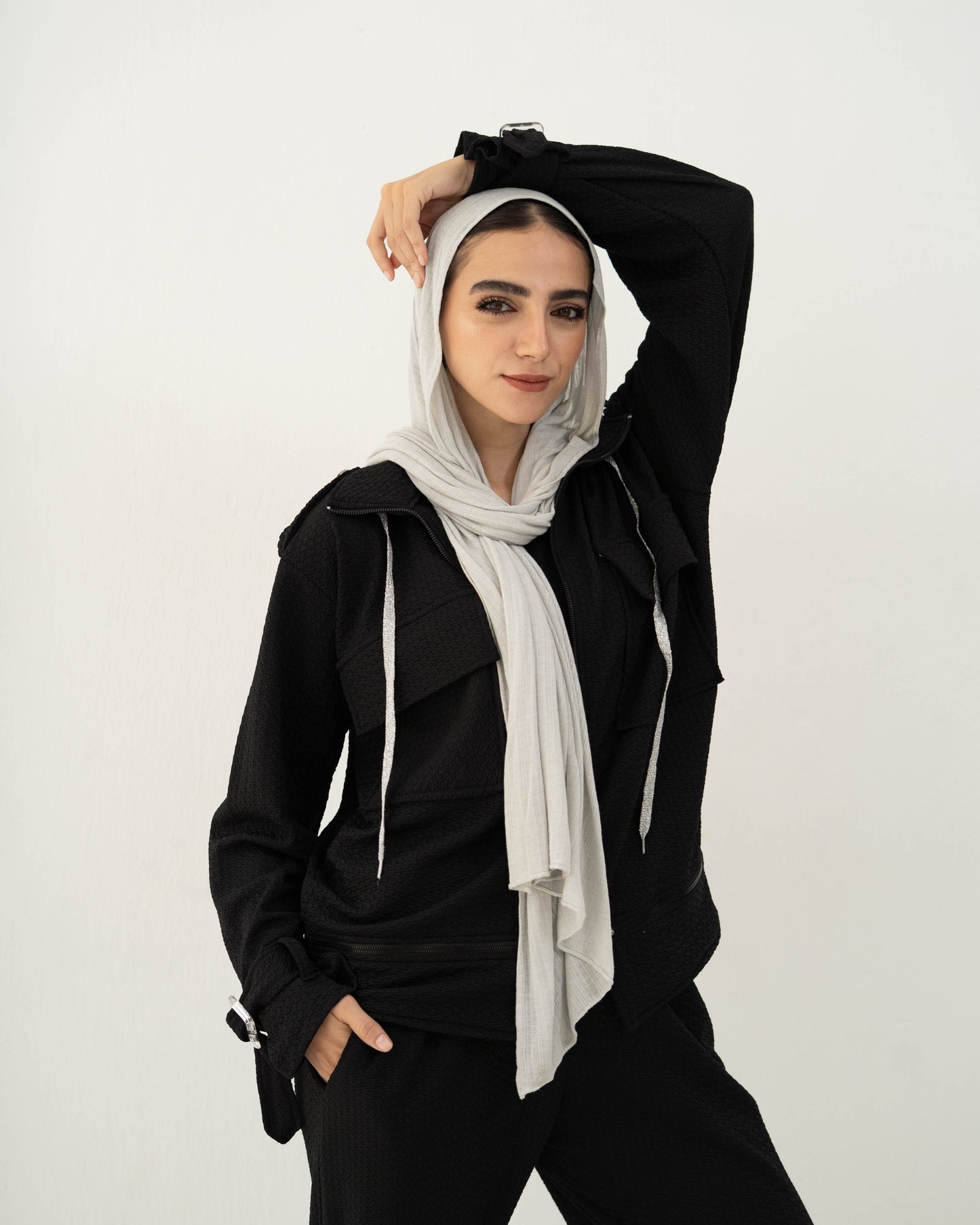 Everyday Jakar Set In Black