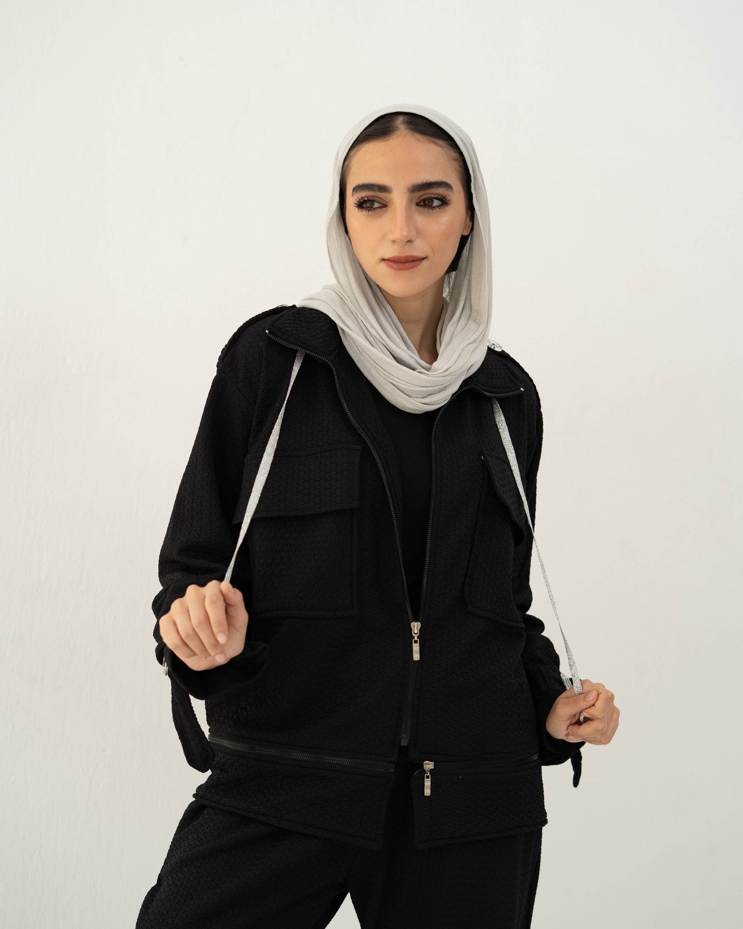 Everyday Jakar Set In Black