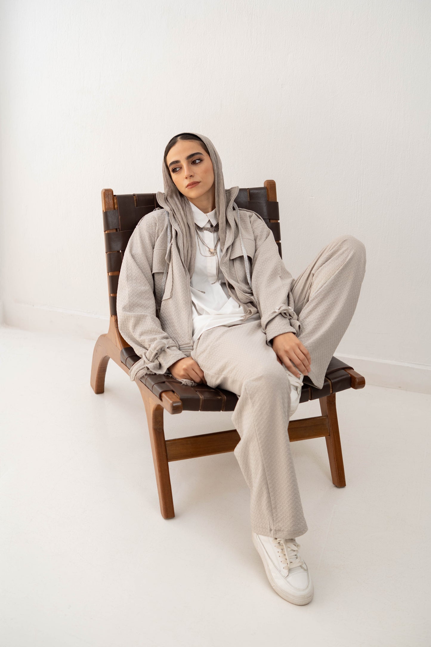 Everyday Jakar Set In Beige