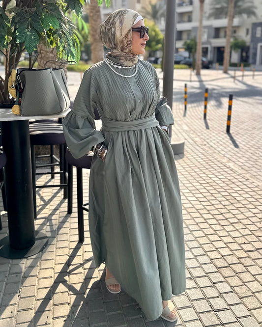 Serene poplin dress in olive