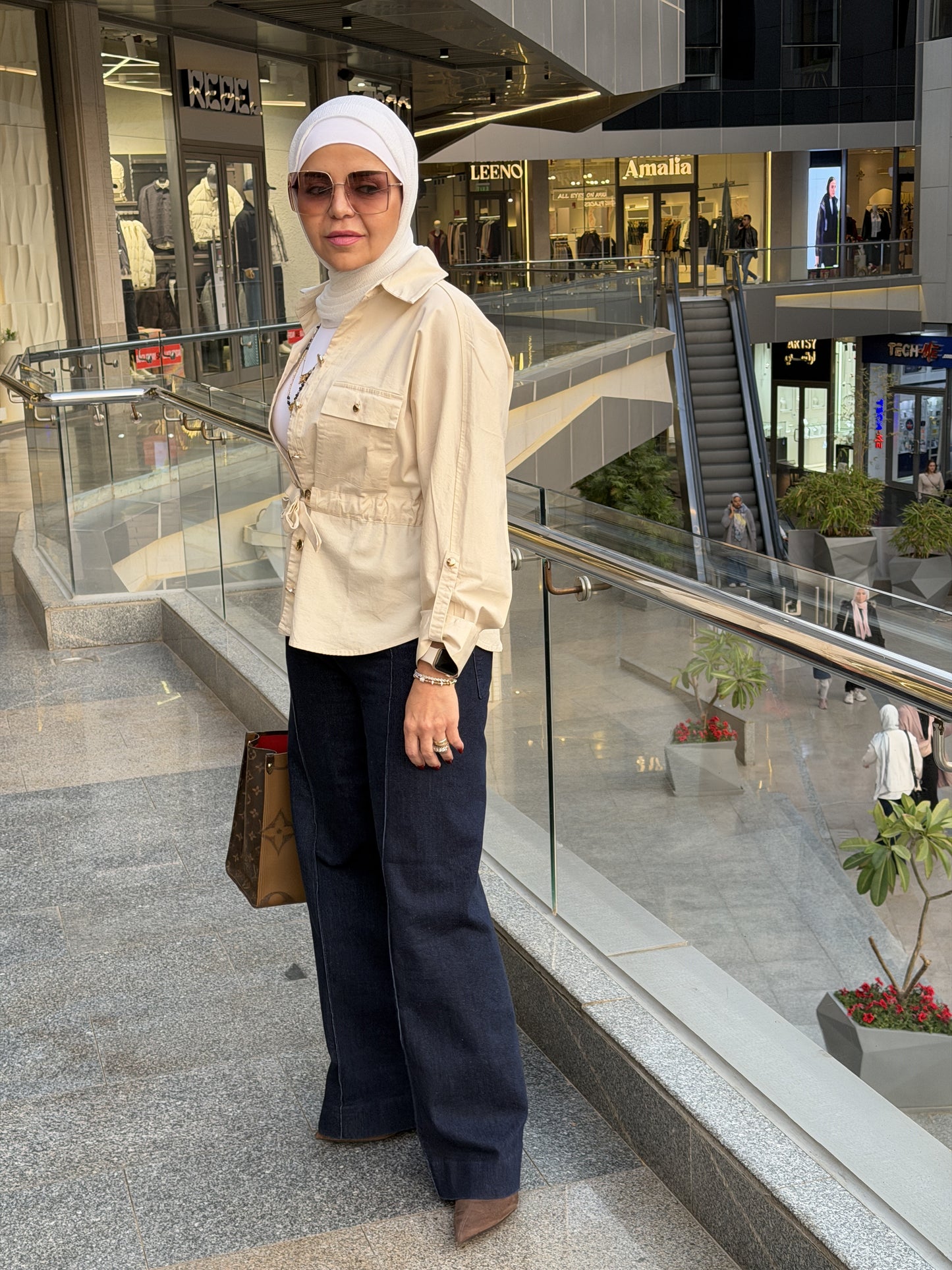 1 Pocket Casual Shirt with belt