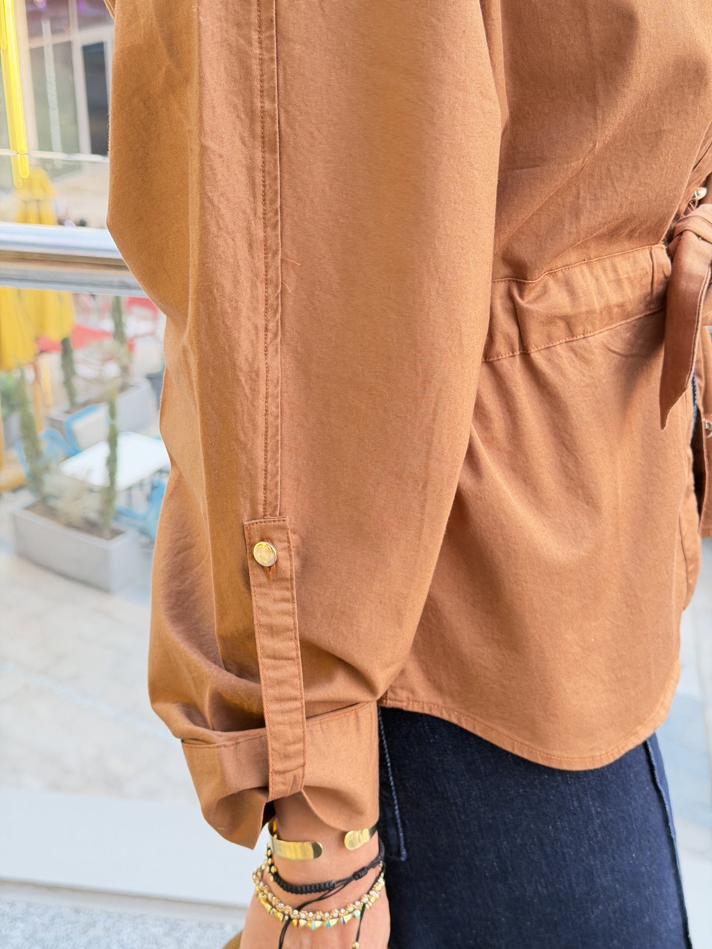 1 Pocket Casual Shirt with belt