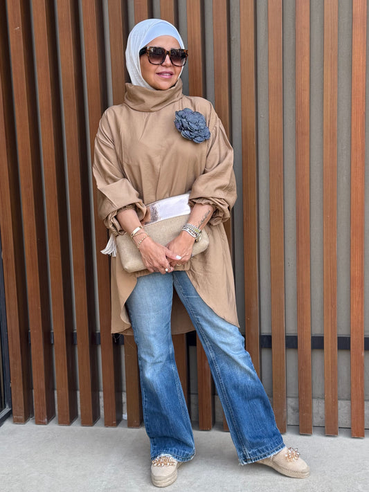 turtle neck top in cafe