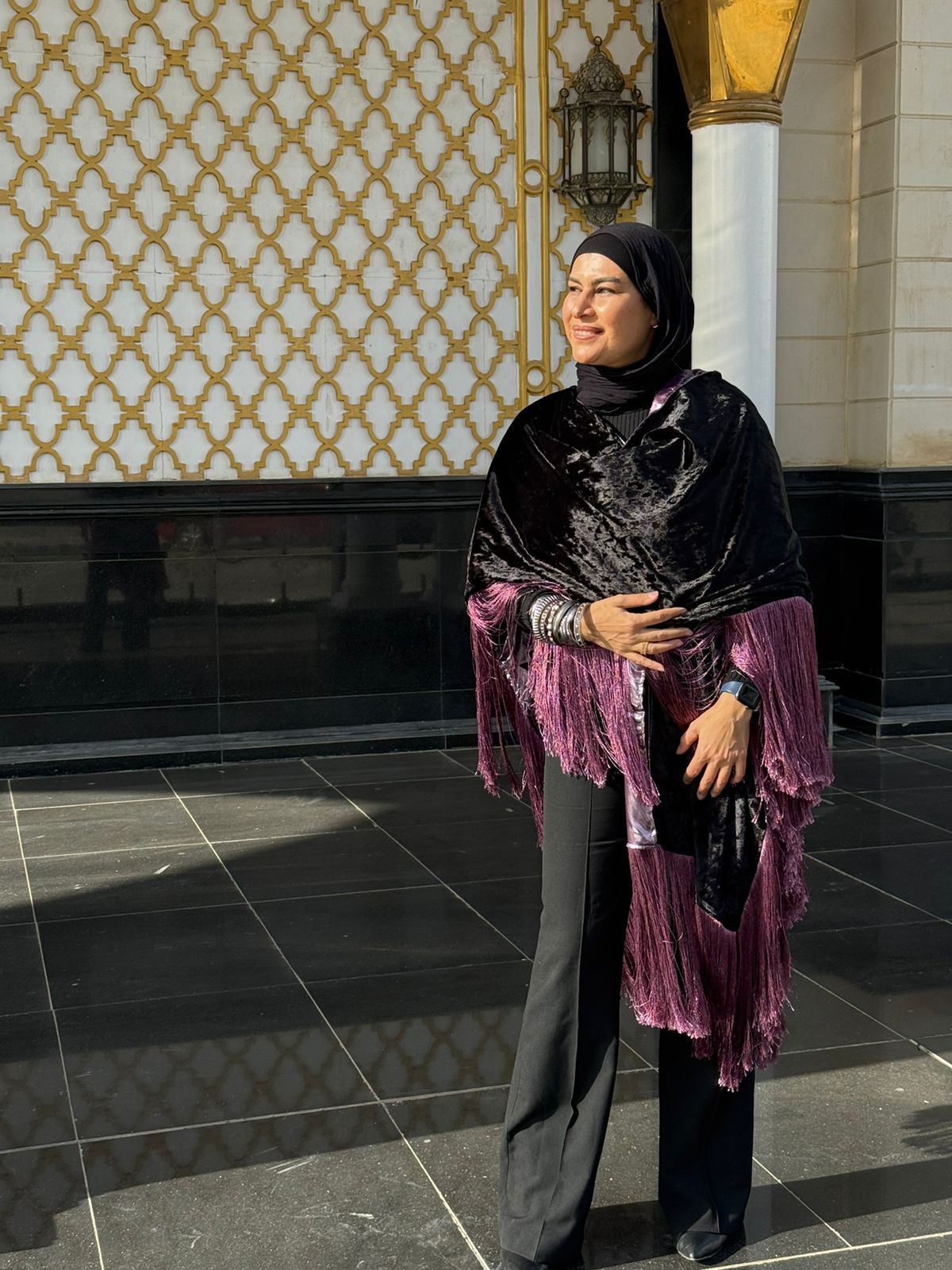 Fringed shawl