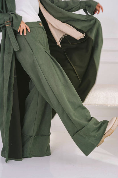 Suede pants in olive