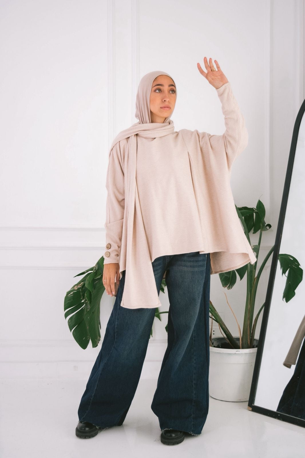 Scarf braided top in beige