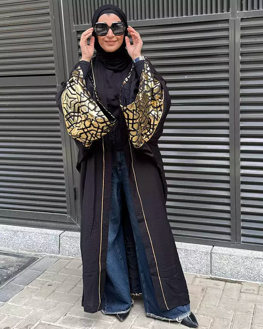 Linen kaftan with Arabic drawings in Gold
