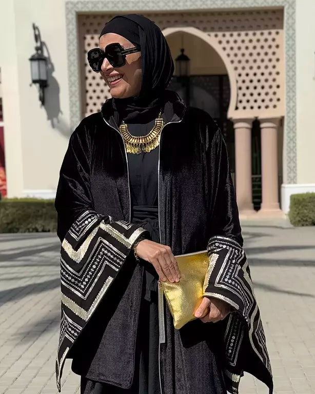 waves of light in gold