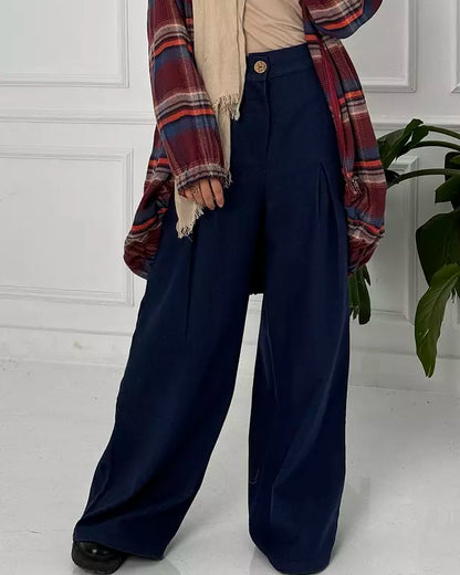 wool wide leg pants in Navy