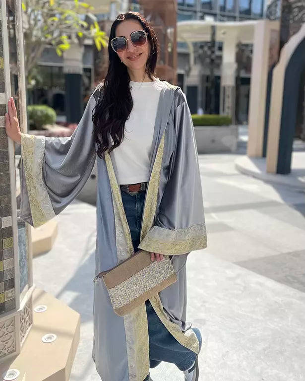 Moroccan kaftan in silver