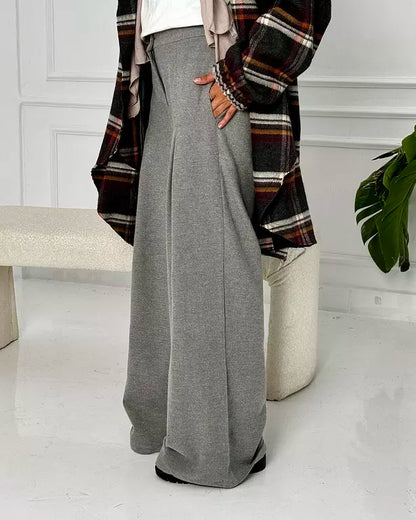 wool wide leg pants in Grey